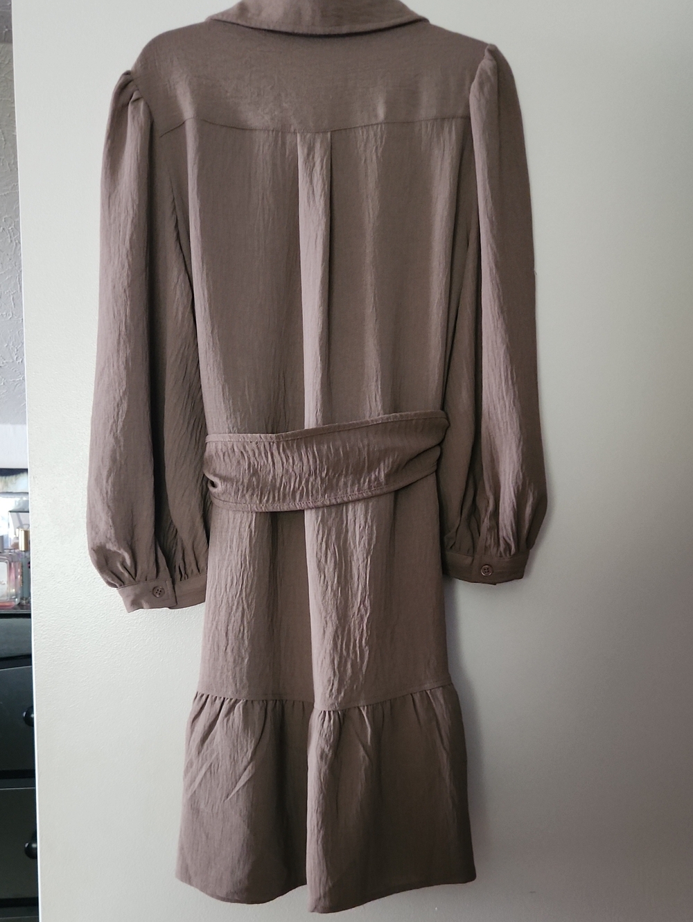 NWT Max Studio Taupe Textured Button-Front Belted Dress Size Small - Picture 5 of 6